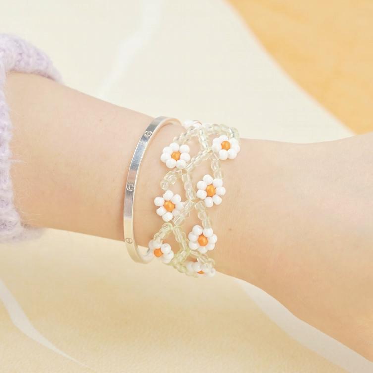 ⚘ ⚘ ⚘ ⚘ ⚘ Bracelet