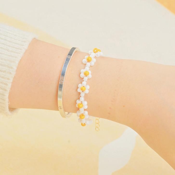 Flower Bracelet