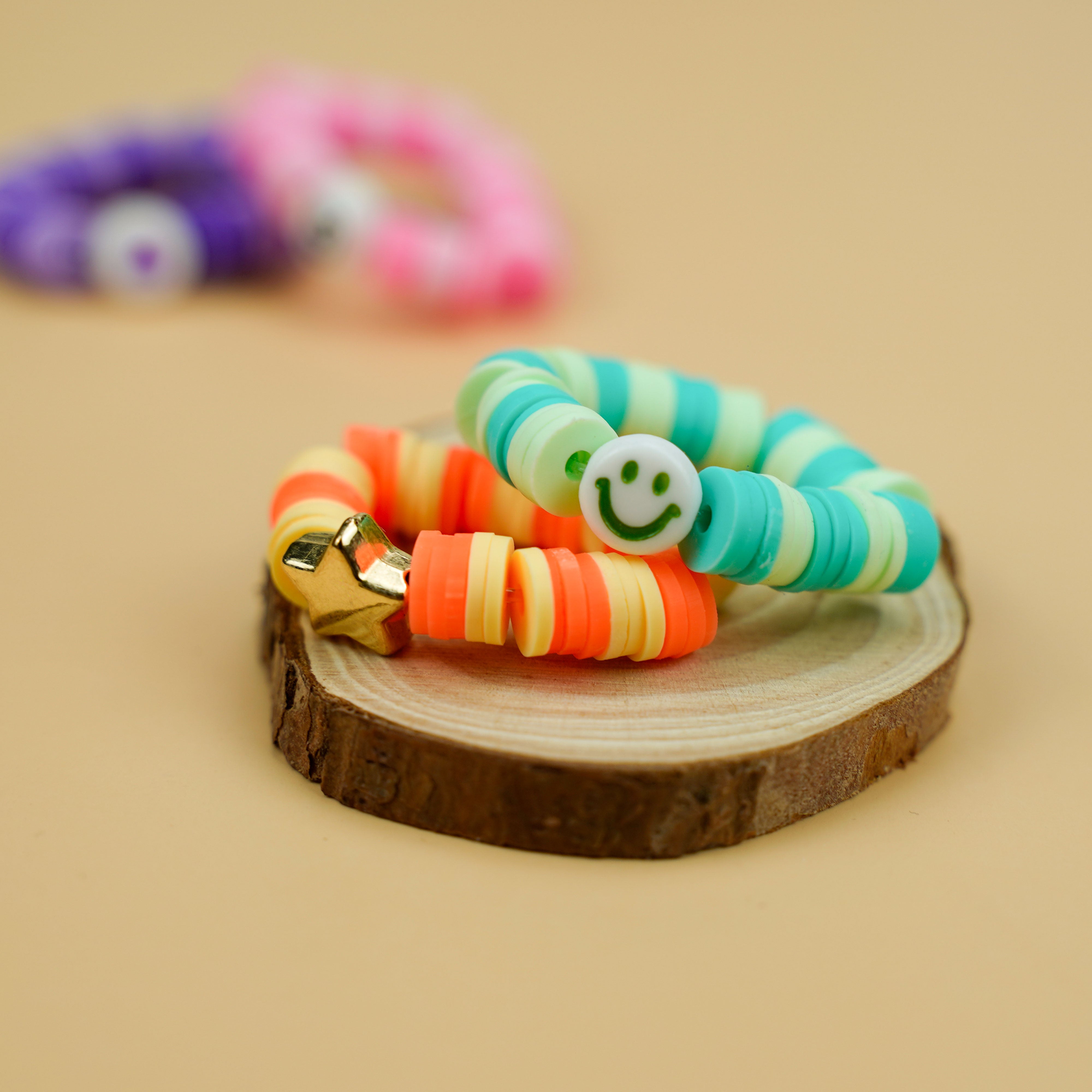 SUNNYCLUE 1 Set 450+ pcs Beaded Charm Bracelet Making Kit DIY Jewelry Arts  and Crafts Kits for Kids Girls Adults Children Friendship Bracelets- Make 8 Charm  Bracelet 